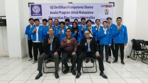 Sertifikasi Kompetensi Analis Program Mendorong Mahasiswa Menuju Profesionalisme