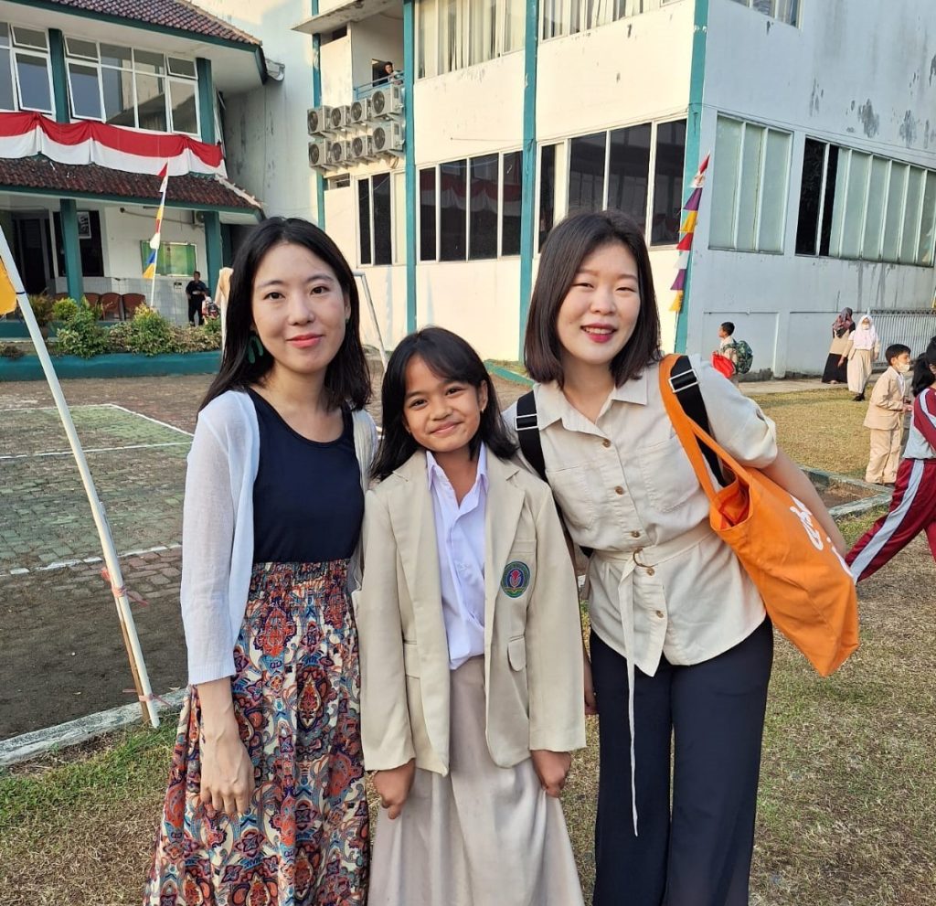 SD Bina Insani Bogor Belajar dari Guru Korea