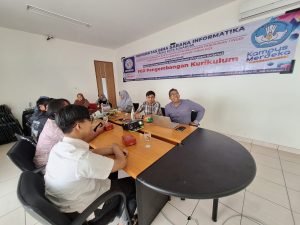 Prodi Sistem Informasi Kampus Sukabumi Gandeng Pengusaha IT Kembangkan Kurikulum Berbasis MBKM