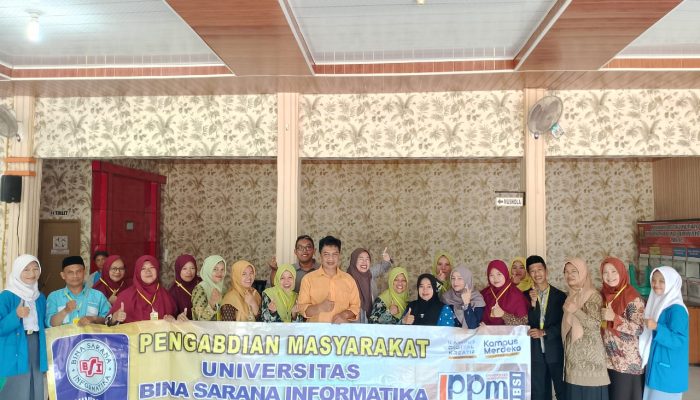 Dosen Universitas BSI Sukabumi Berikan Pelatihan Augmented Reality bagi RA Nurul Iman