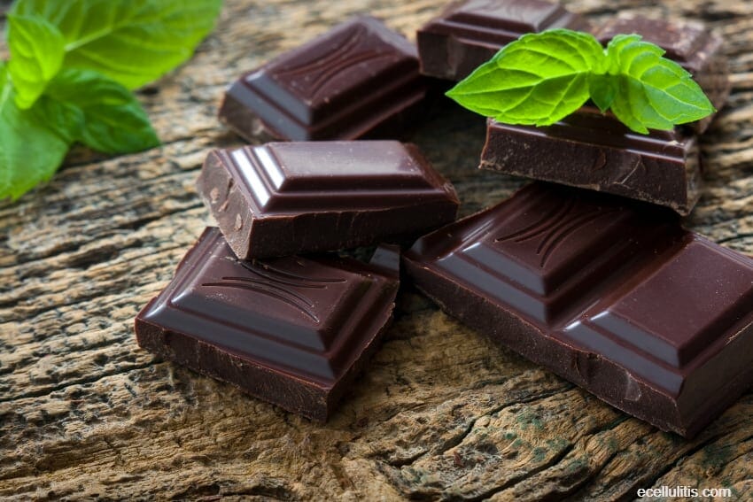 Siapa sangka dark chocolate juga punya manfaat yang banyak untuk otak | sumber: ecellulitis.com