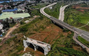 Exit Tol Parungkuda Masih Ditutup Pasca Longsor di KM 64 Tol Bocimi