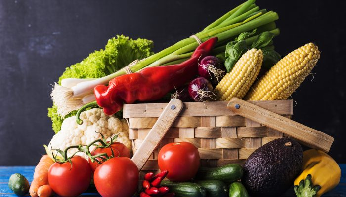 Perbanyak makan buah dan sayur untuk jaga kesehatan pasca lebaran | sumber: freepik