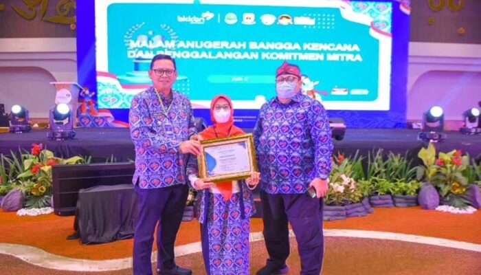 Peringatan Hari Keluarga Nasional, Sukabumi Raih Juara Harapan dalam Kategori Kampung Keluarga Berkualitas