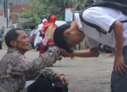 Setia Mengabdi Meski Upah Minim, Guru Honorer Ini Diberangkatkan Umrah