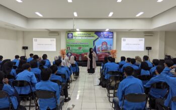 Seminar TOEFL bertajuk "The Language of Opportunity: How English Skills Boost Your Career" sukses terlaksana pada Kamis (7/11) di Universitas BSI Sukabumi | dok: Istimewa