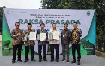 Tiga Penghargaan Bergengsi Diraih Oleh  DLH Kabupaten Sukabumi di Anugerah Raksa Prasada 2024