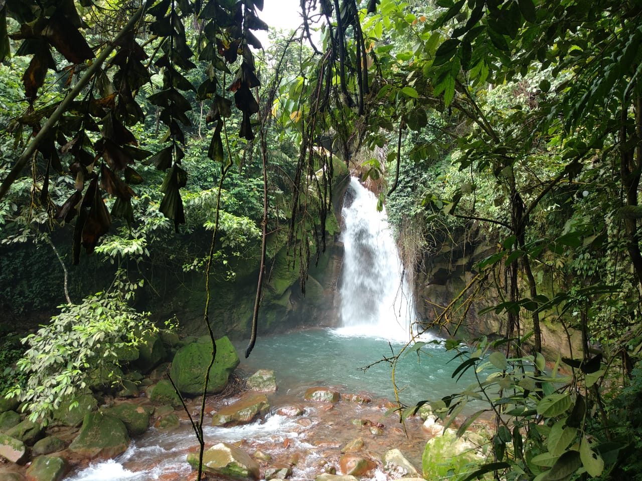 Curug Sentral: Tempat Liburan Alam yang Wajib Dikunjungi di Sukabumi