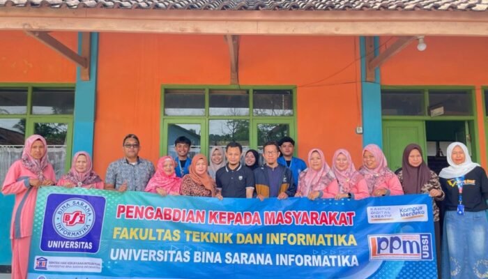 Dosen UBSI Dorong Transformasi Digital Desa Cicantayan Melalui Pelatihan Google Form & Sheet