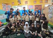 Kegiatan Seru dan Edukatif di TK Ar-Rasyid, Mahasiswa Ajak Anak Kenali Nilai Gotong Royong