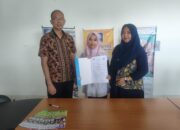 Foto bersama setelah penandatanganan MoU antara UBSI Sukabumi dan Puskesmas Sukakarya