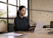 Fenomena Gap Year: Apakah Menunda Kuliah Itu Pilihan yang Tepat untukmu?