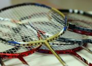 Membedakan Raket Badminton 3U, 4U, dan 5U: Panduan Lengkap untuk Pria dan Wanita Sesuai Tingkat Kemampuan