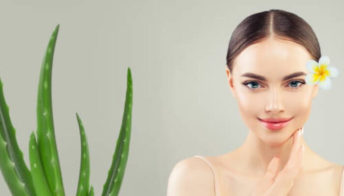 Hilangkan Ketombe Dengan Lidah Buaya, Alami dan Efektif!