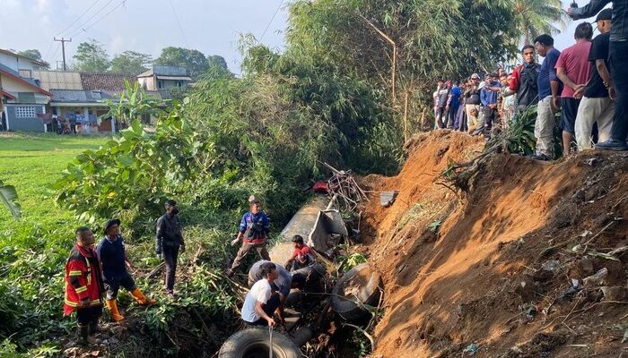 Tragedi Kecelakaan Maut Truk Tangki di Jalur “Tengkorak” Gekbrong, Cianjur