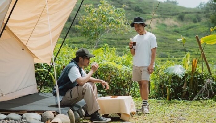 Glamping dan Ngopi Sekaligus? Nikmati Sensasi Alam dan Kopi Lokal di Sukabumi!