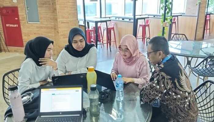 Cyber University Tembus Youthpreneur Sinar Mas Land 2025, Siap Guncang Dunia Bisnis Anak Muda!