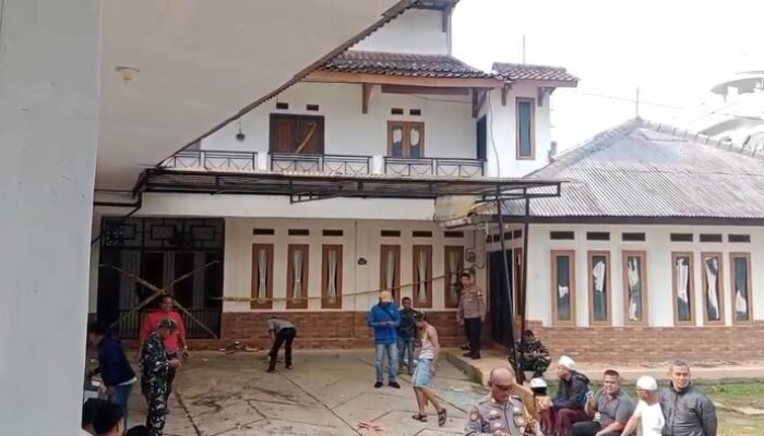Viral! Warga Cidahu Sukabumi Gerebek Rumah Singgah yang Diduga Jadi Tempat Ibadah