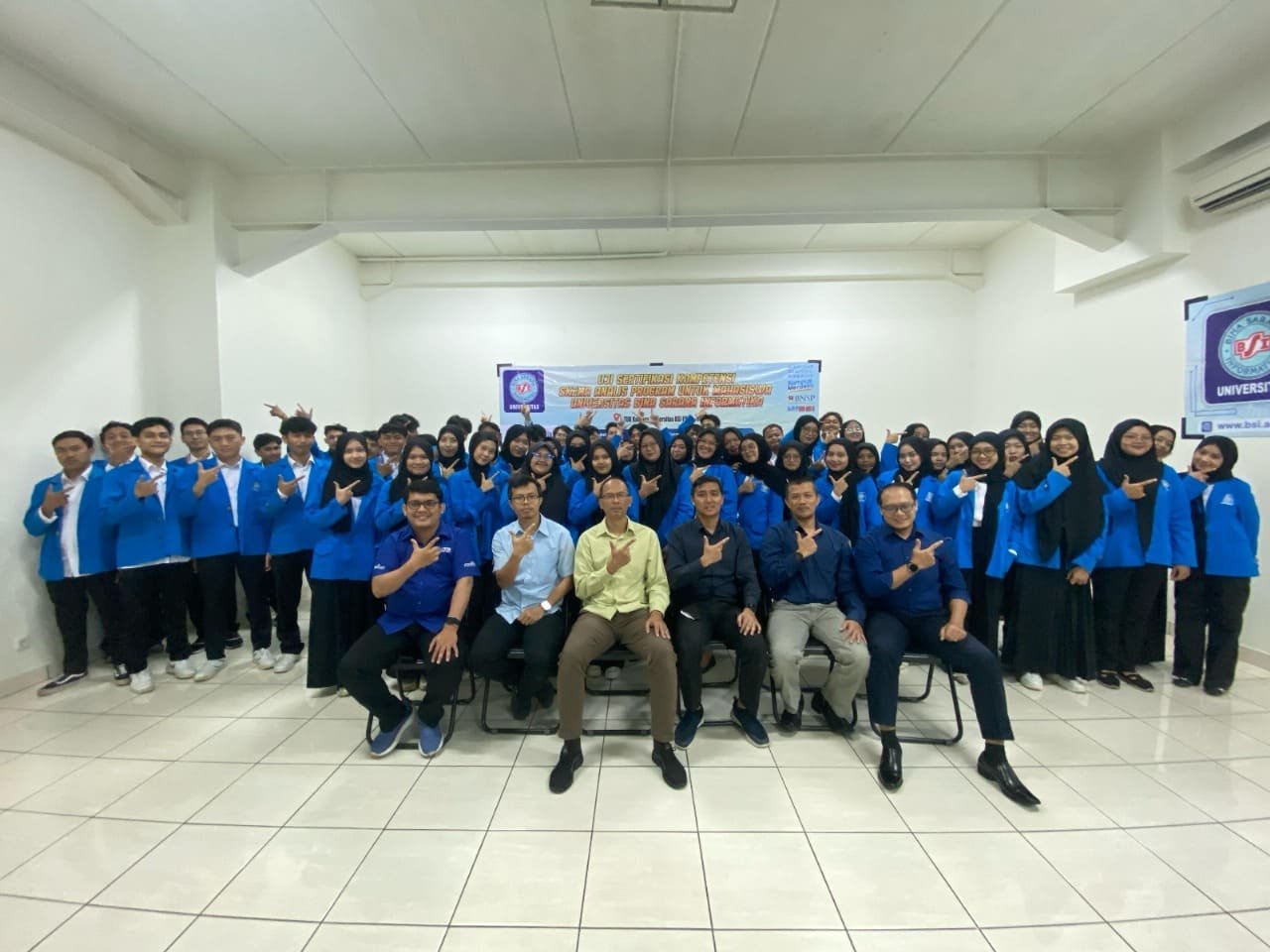 Langkah Strategis Mahasiswa Menuju Karier Gemilang di Bidang Pemrograman | Doc: Istimewa