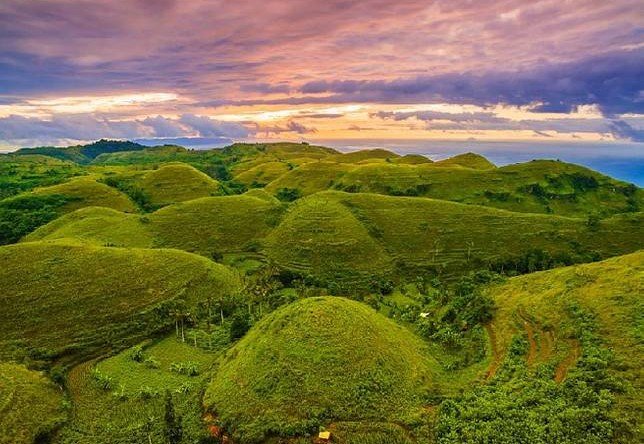 Bukit Teletubbies Sukabumi, Panorama Hijau nan Eksotis di Ujung Genteng | Sumber: RCTIplus