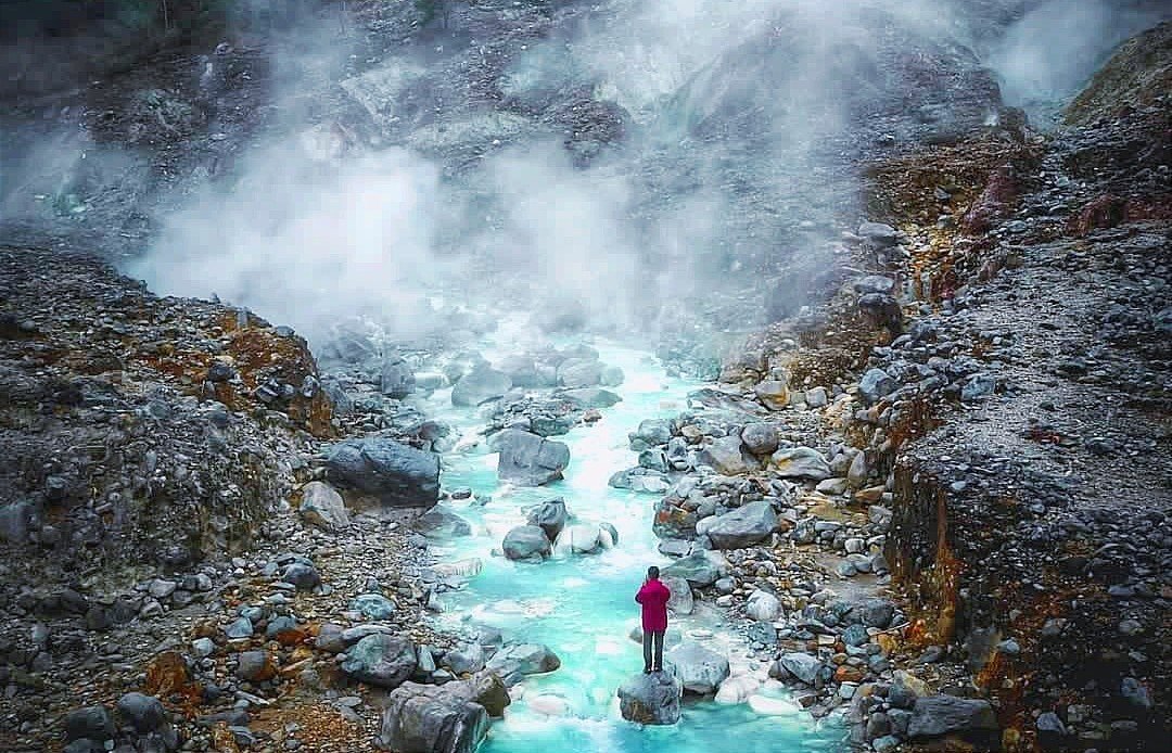 Menapaki Jalur Menuju Kawah Ratu, Permata Tersembunyi di Sukabumi | Sumber: tvberita.com