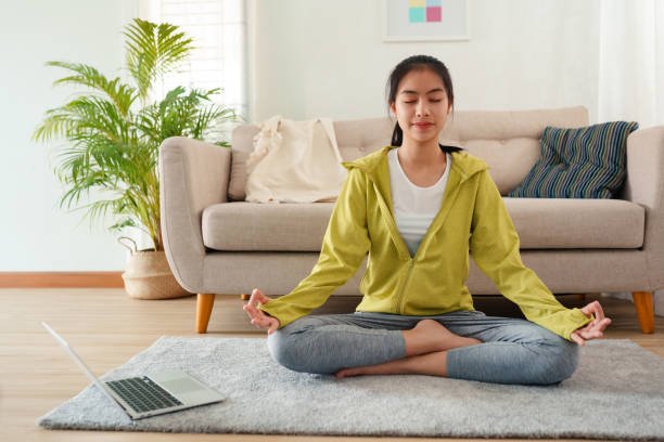 Cara Sederhana Menenangkan Pikiran Lewat Meditasi| Sumber: istockphoto.com