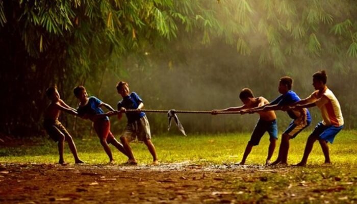 Olahraga Tradisional Menghidupkan Identitas Budaya
