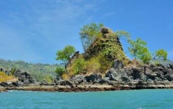 Misteri dibalik keindahan pulau kunti Geopark, Ciletuh | Sumber: Babel Insight