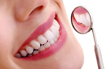 Rahasia Gigi dan Mulut Sehat Tips Praktis untuk Senyum Percaya Diri| Sumber: istockphoto.com