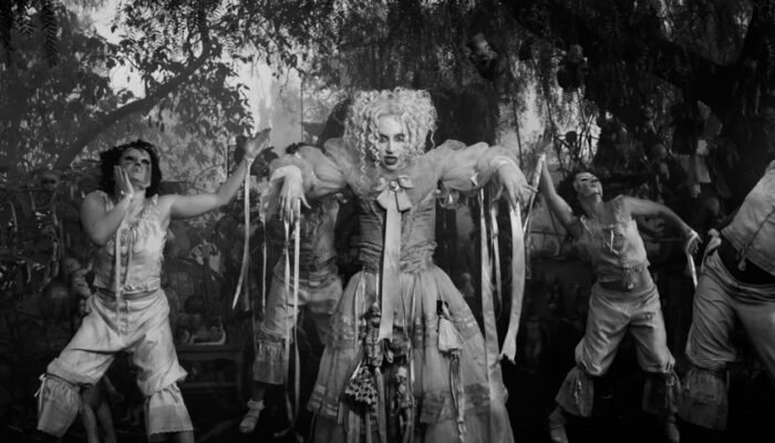 Lagu Lady Gaga “The Dead Dance” Booming Usai Jadi OST Wednesday Season 2. Ini Lirik dan Maknanya!