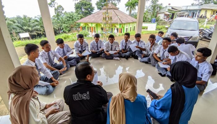 Dukungan Nyata untuk Pendidikan: Dari Prestasi Non-Akademik hingga Beasiswa