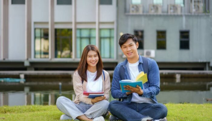 Langkah Awal Mahasiswa Baru: Membangun Citra Positif Sejak Awal Perkuliahan