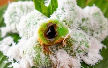 Klepon Warisan Kuliner Nusantara yang Tetap Bertahan di Era Modern