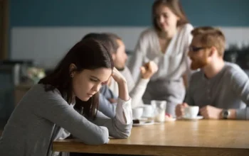 Langkah Pelan Tapi Pasti: Membangun Persahabatan Sebagai Mahasiswa Introvert | Sumber: HonestDocs