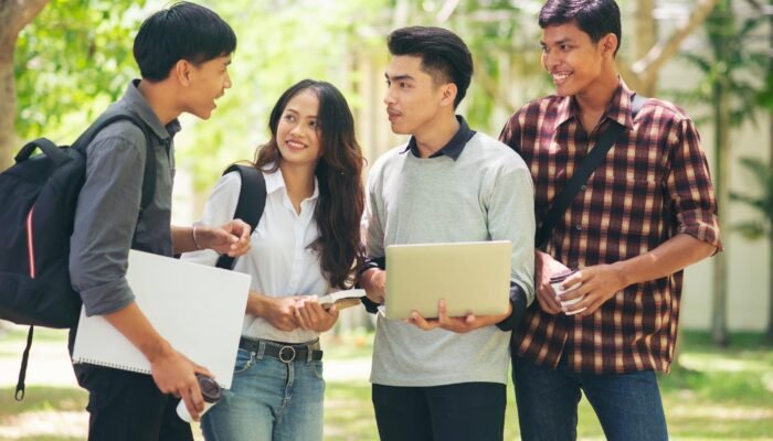 Membongkar Mitos: Jurusan Kuliah Tak Menentukan Kariermu!