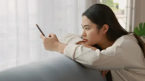 Patah Hati Bukan Alasan Gagal Belajar: Bangkit dari Luka, Raih Prestasi | Sumber: Fimela.com