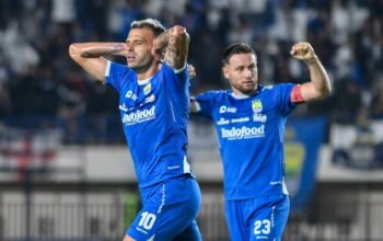 Persib Bandung Kembali Tunjukkan Kekuatan, Kalahkan Persis Solo 2–0