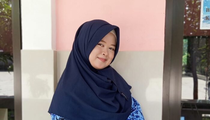 Sempat Ditolak Banyak Perusahaan, Sri Rahmawati Kini Sukses Jadi PNS