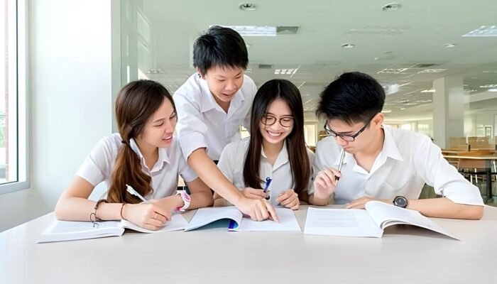 Stop Ragu! Ini Keunggulan Kampus Swasta yang Bikin Kamu Makin Siap Bersaing di Dunia Kerja