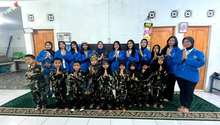 Mahasiswa Ilmu Komunikasi Ajak Anak TK Memahami Nilai Kemanusiaan Lewat Warna dan Cerita