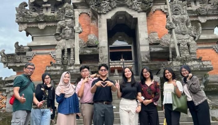 Jelajahi TMII, UBSI Ajak Mahasiswa Filipina Selami Keberagaman Budaya Indonesia