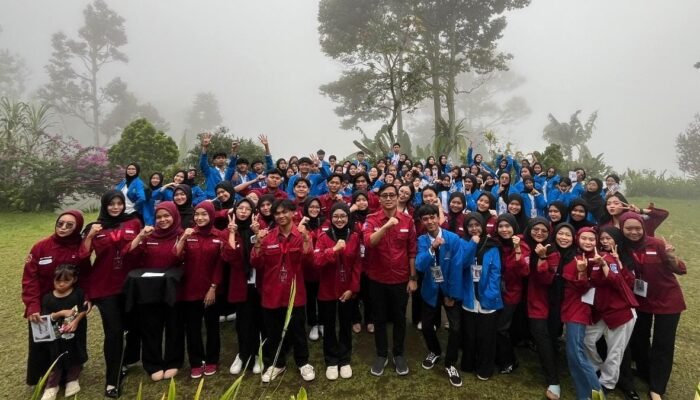 HIMASA Bangun Jiwa Kepemimpinan Mahasiswa Lewat LDKM di Villa Araya Sukabumi