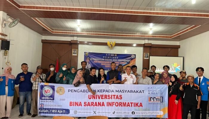 Prodi Sistem Informasi Sukses Gelar Pelatihan Keterampilan Digital AI untuk PKK Desa Karangtengah