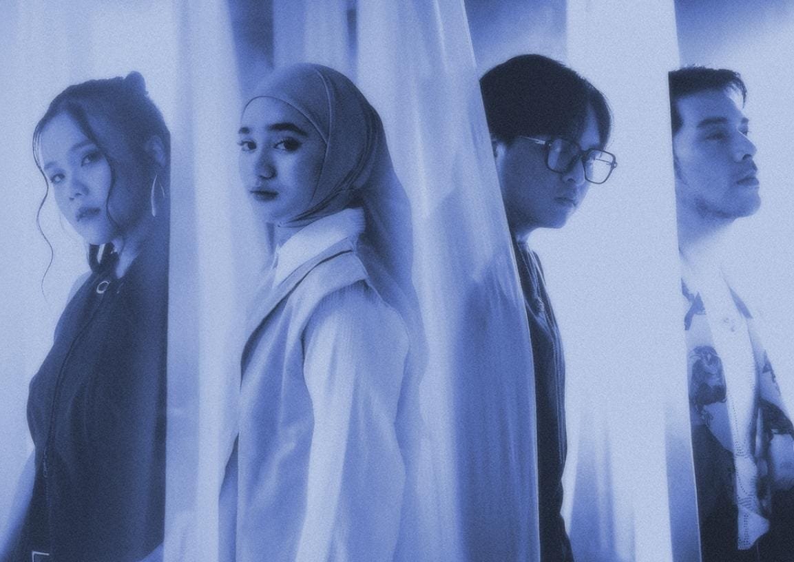 “Bayangan Cinta yang Lalu”: Ketika Kenangan Tak Pernah Benar-Benar Pergi | Sumber: Google