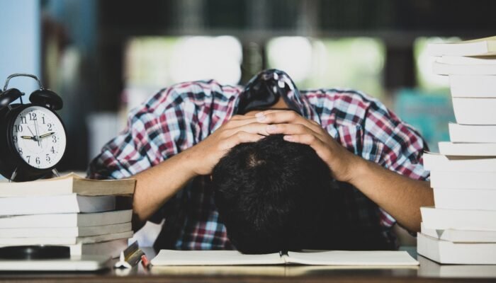 Gagal Bukan Akhir: Strategi Cerdas Mengubah Kegagalan Akademik Jadi Peluang Belajar