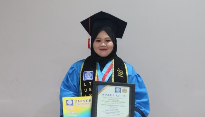 Ketika Wisudawan Terbaik Memutuskan untuk Berhenti Sejenak: Kisah Tasya yang Menginspirasi