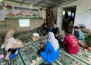 Pelatihan Desain Kemasan dan Foto Digital Perkuat Branding Produk Maggot IPPEC