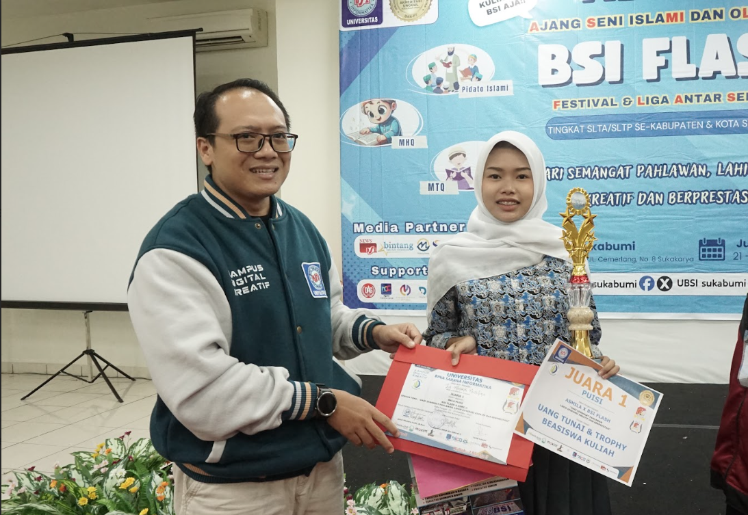Siti Miranti Nurahma Tampil Memukau dan Menjadi Juara Lomba Puisi ASMILA x BSI Flash 2025 | Doc. Istimewa