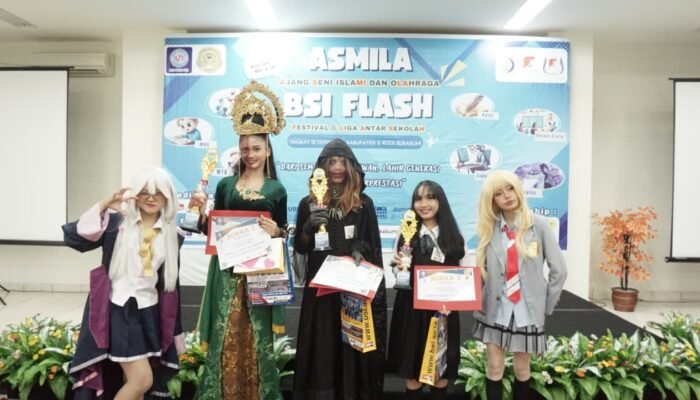 Angkat Kisah Putri Kadita, Siswi SMAN 1 Pelabuhanratu Raih Juara Cosplay ASMILA x BSI FLASH 2025