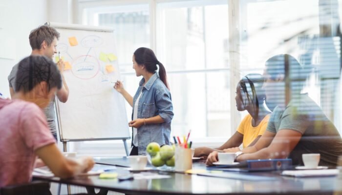 Resolusi Tahun Baru 2026: Menata Ulang Arah, Menguatkan Langkah, dan Tumbuh Lebih Bermakna